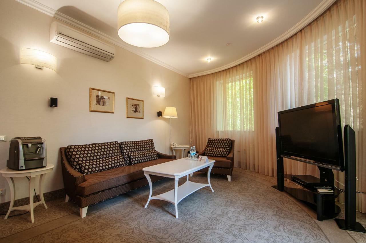אודסה Palace Del Mar מראה חיצוני תמונה